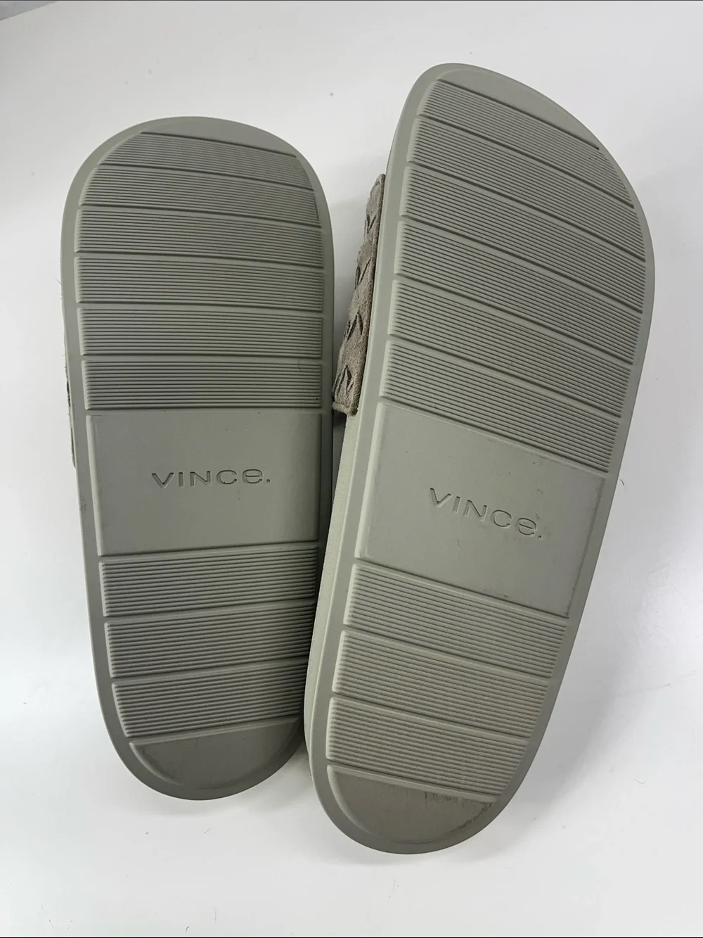 Vince Mens Watley 2 Slip On Slide Sandals Woven Suede Dark Smoke Size 10.5